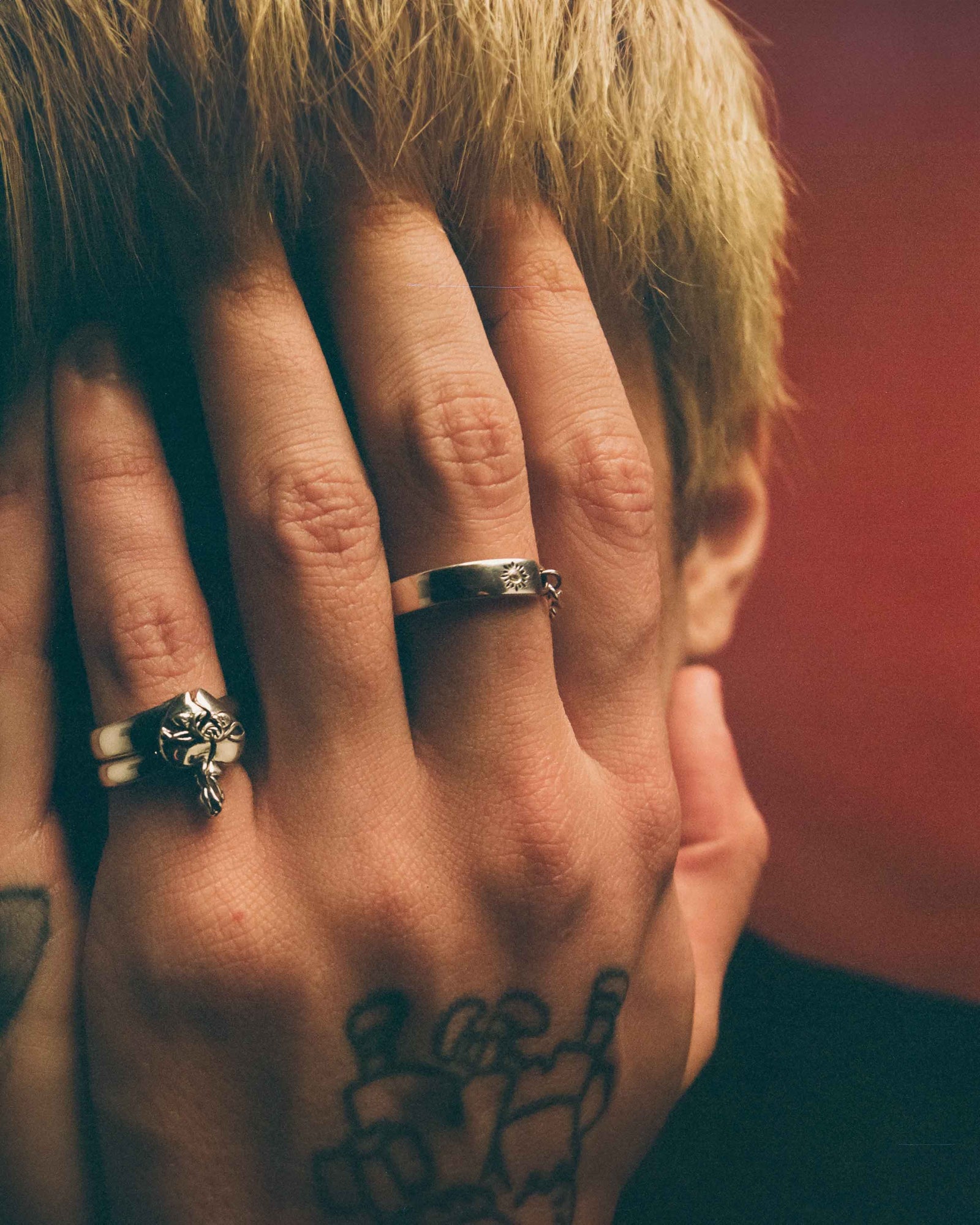 セレブ愛用【MARTYRE】The Laenorリング The Laenor Statement 925 Sterling Silver Chunky Band Ring