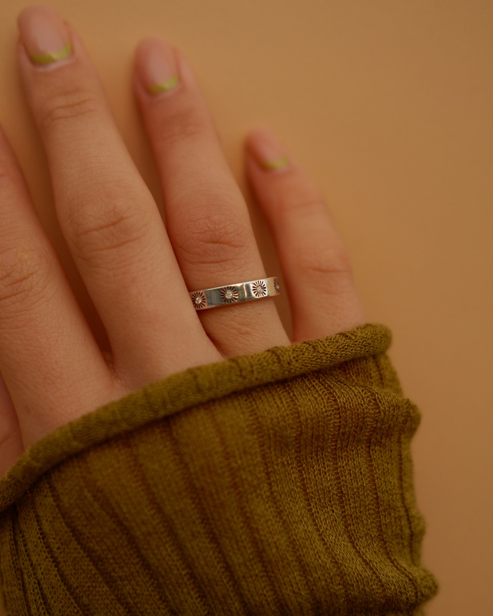 Martyre☆Sinner Stack Ⅲ Ring シルバー ダイアモンド 指輪 Amazon.com: Martyre Sinner Stack I Ring - Gold / 3